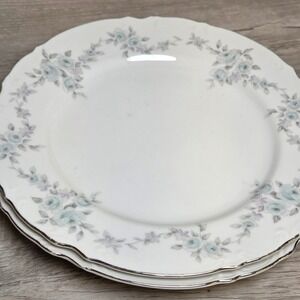 Mikasa Fine China Barbizon 9289 Dinner Plates 10 in Set of 2 Blue Floral Japan